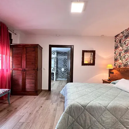 Rurales Aparthotel Sobremazas