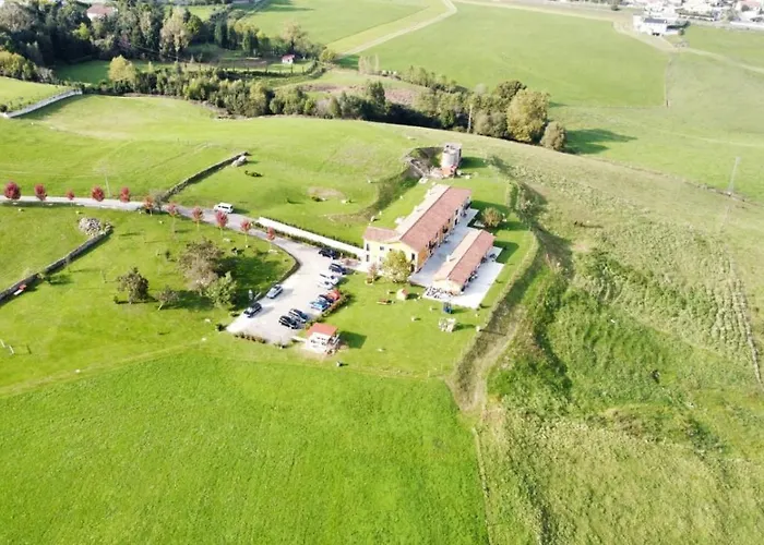 Rurales Lägenhetshotell 4*