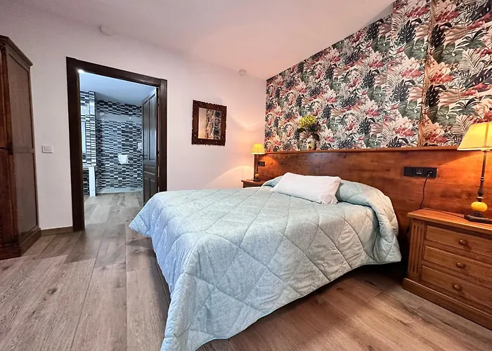 Rurales Apartahotel 4*