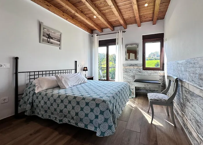 Rurales Apartahotel Sobremazas